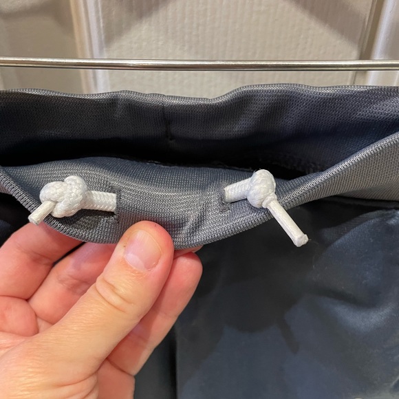 Air Jordan Nike - small (size 4-5) dark grey with white accents track pants - Picture 2 of 4